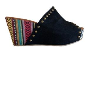 Rampage Quizzy Aztec Print Wedge Heels